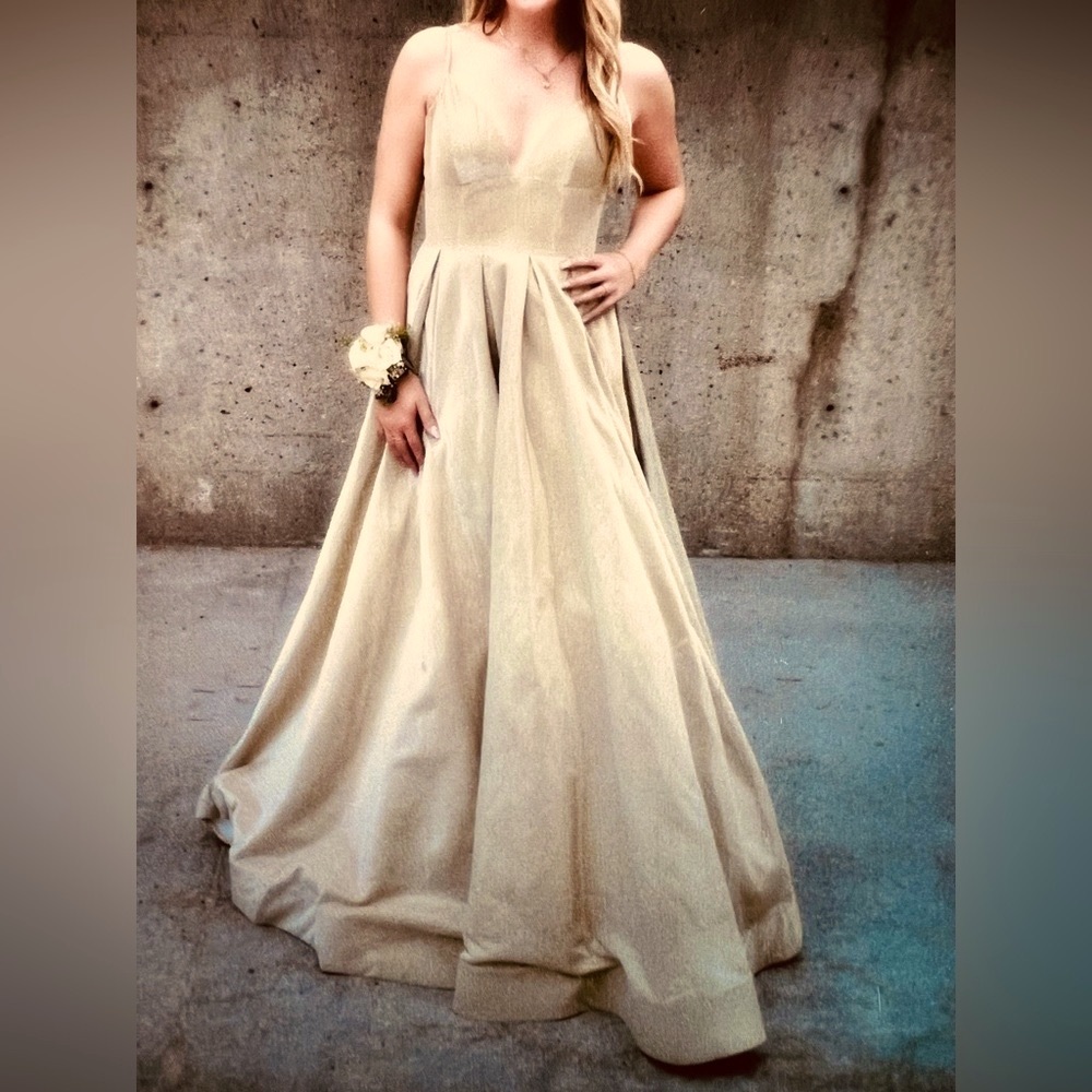 Sherri Hill prom dress
